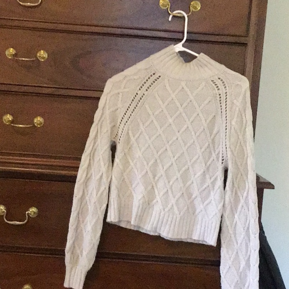 American Eagle cable knit sweater